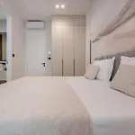 Benedicta A Luxury With A Pool, Area, And Complete Privacy