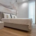 Benedicta A Luxury With A Pool, Area, And Complete Privacy *