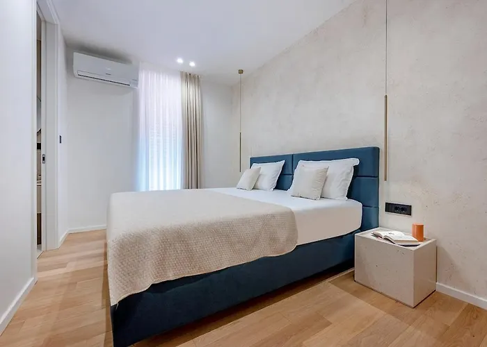 Benedicta A Luxury With A Pool, Area, And Complete Privacy Willa