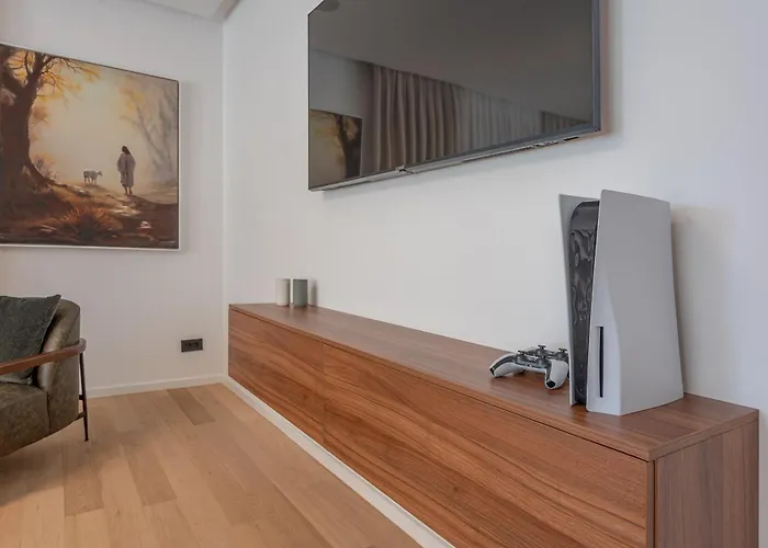 Willa Benedicta A Luxury With A Pool, Area, And Complete Privacy Dugopolje